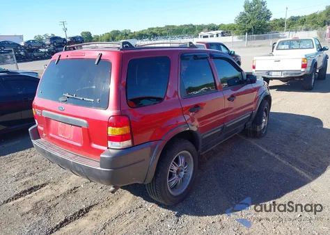 2004 Ford Escape Xlt из США, поврежденный, VIN 1FMYU93194KB63509